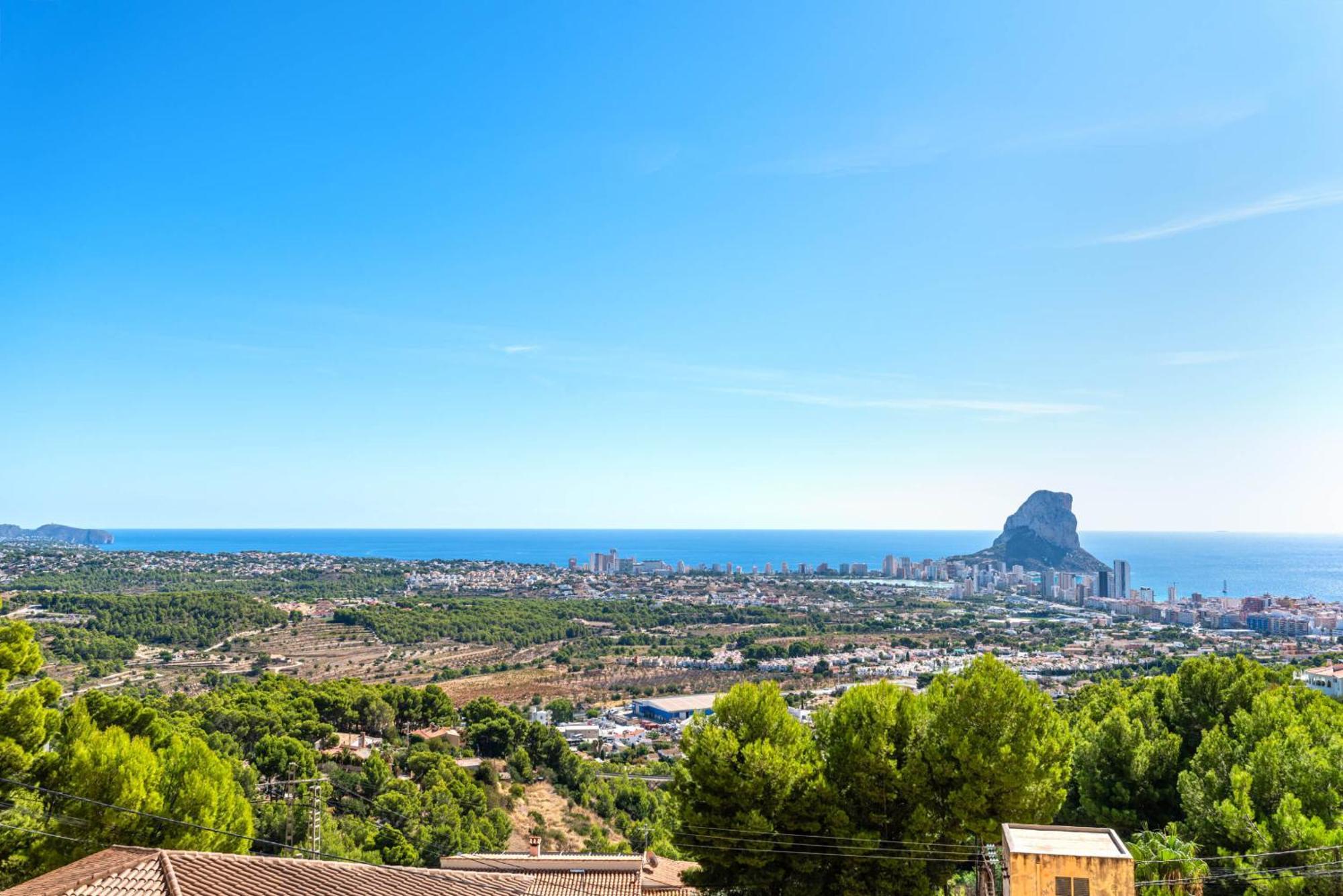 Ros - Plusholidays Calp